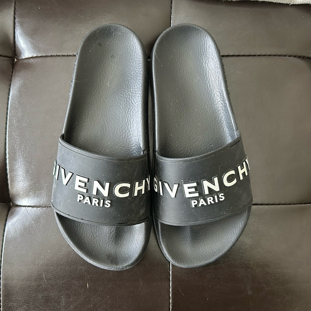 Givenchy Paris Flat Sandal “slides”